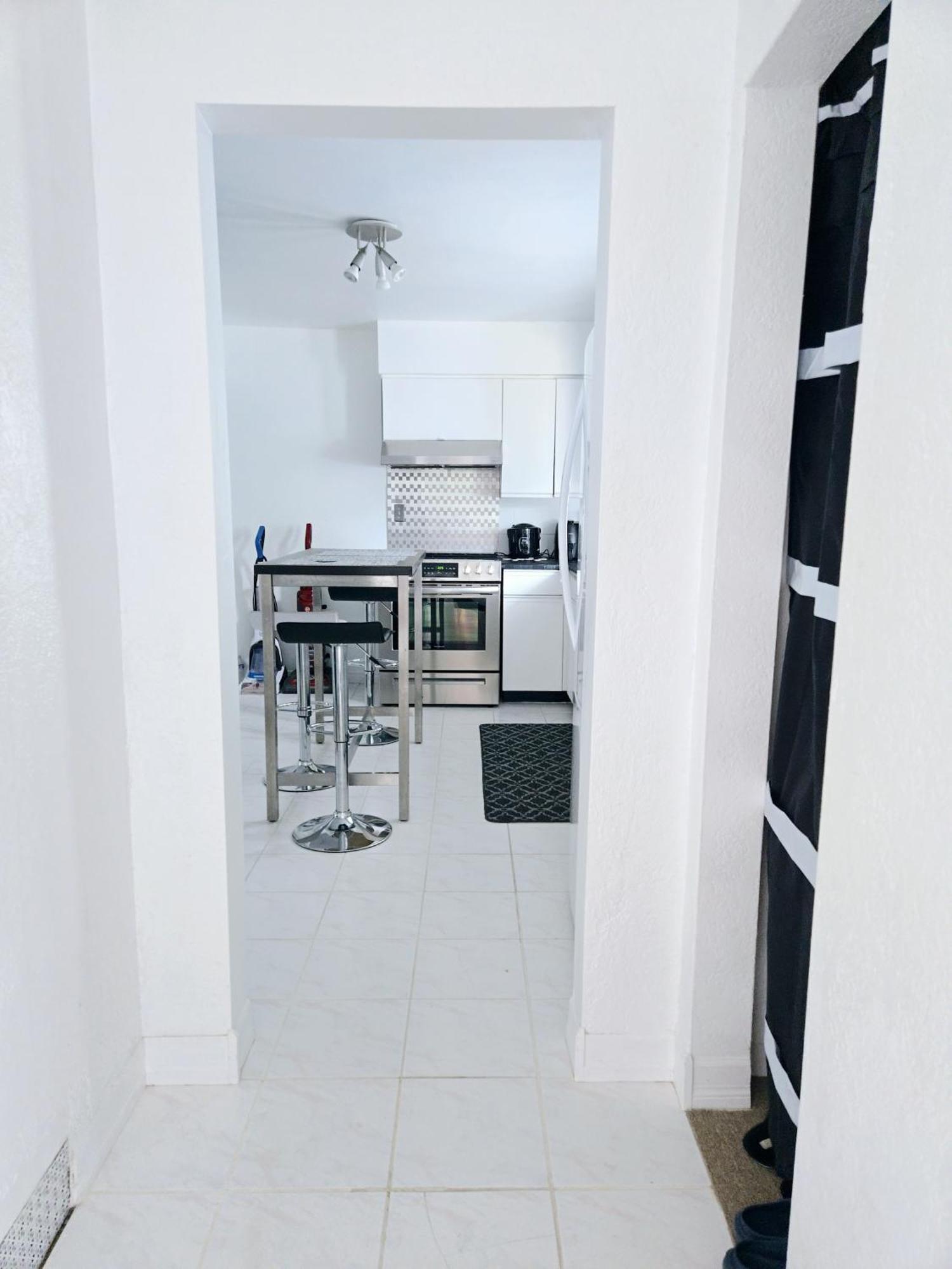 Lovely Cozy Room! With Attached Private Bath In The Heart Of Vancouver! Private Parking & Self Check-In! Exterior foto